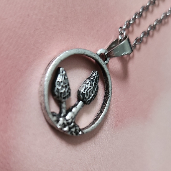 NEW Mushroom Silver Pendant Necklace - Picture 6 of 6